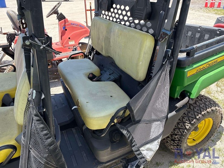 john-deere-gator-image-7