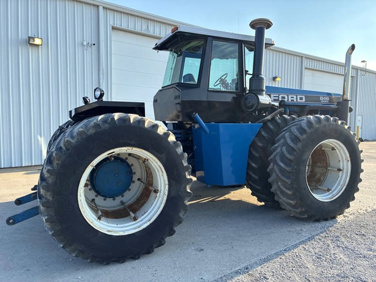1990-ford-846-image-5