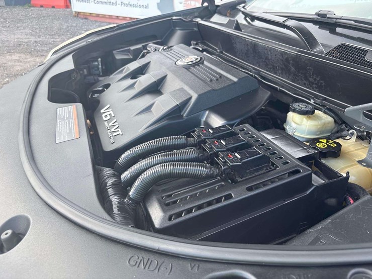 2012-cadillac-srx-image-7