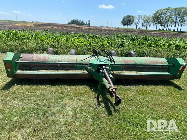 john-deere-27-image-1