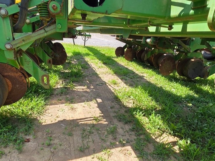 john-deere-1770-image-25