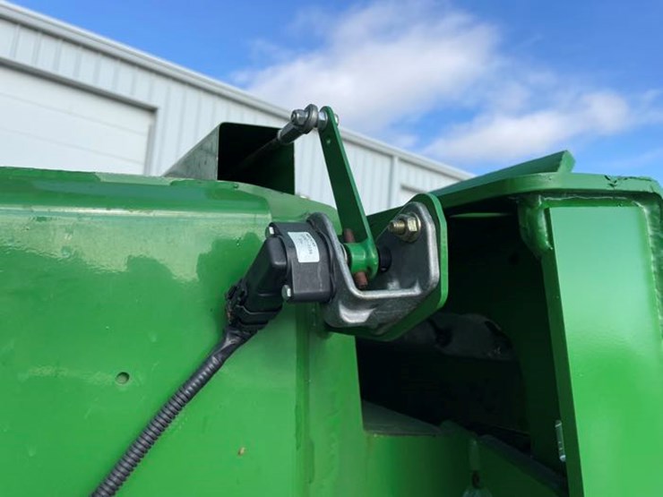 2017-john-deere-s680-image-24