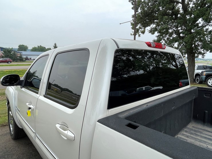 2012-gmc-1500-image-24