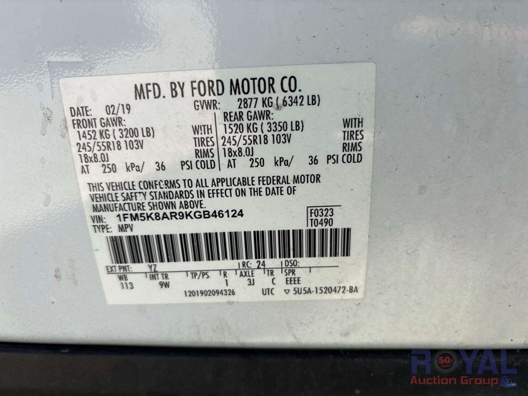 2019-ford-explorer-image-5