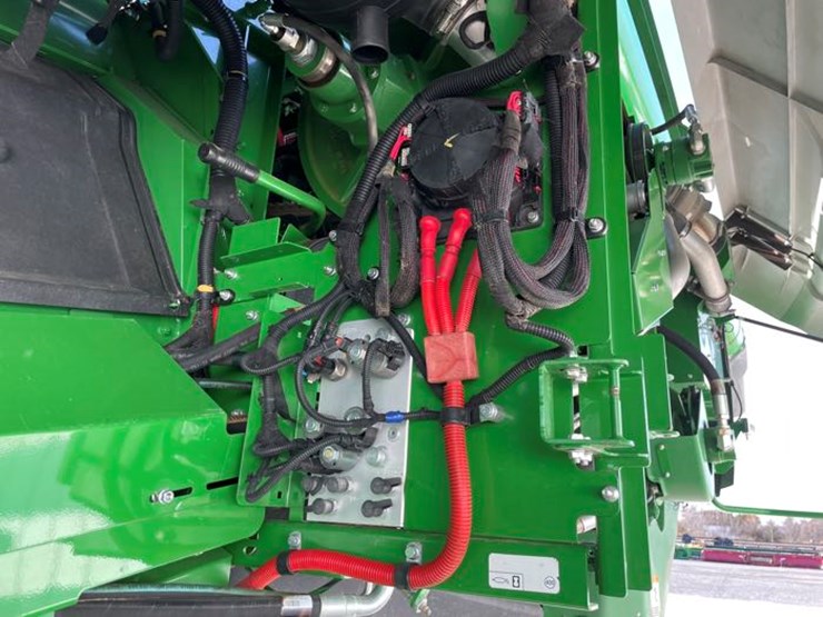 2017-john-deere-s680-image-49