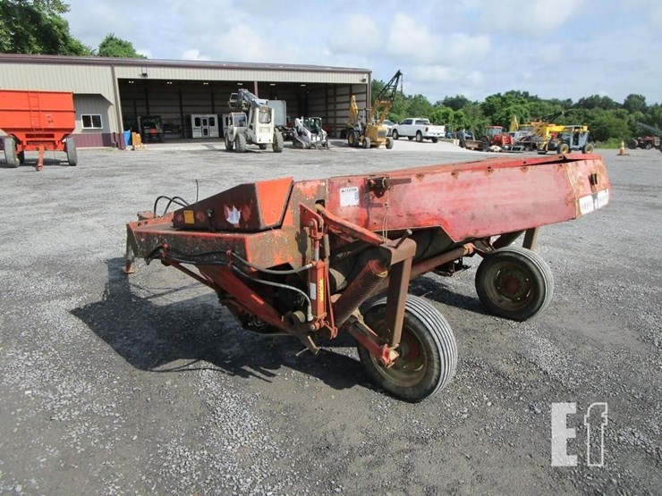 massey-ferguson-725-image-6