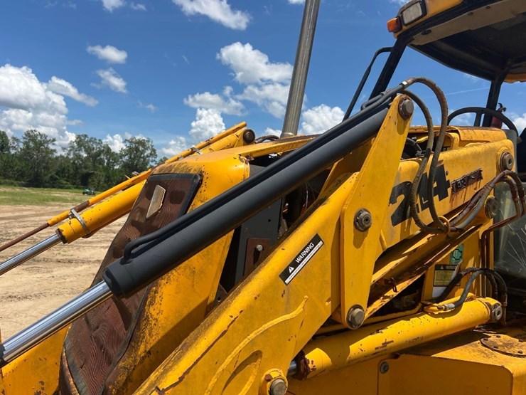 jcb-214-image-10
