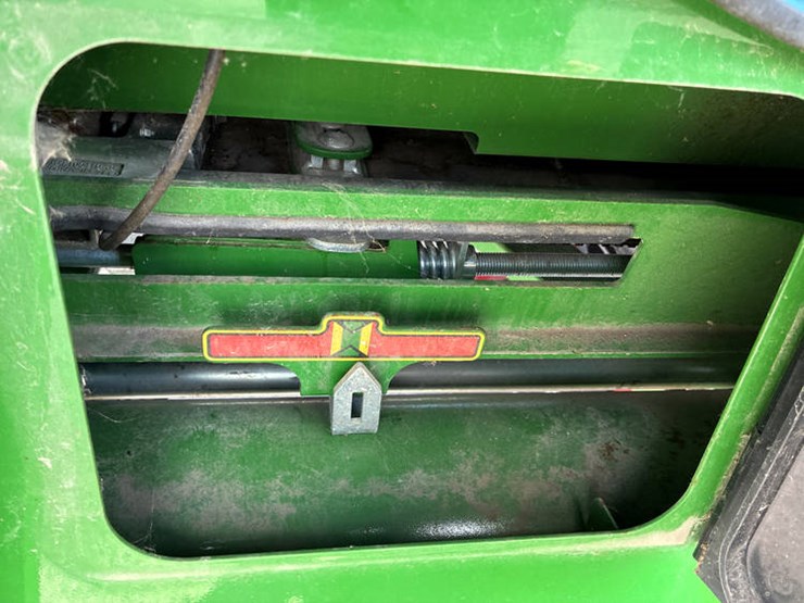 2021-john-deere-rd35f-image-48
