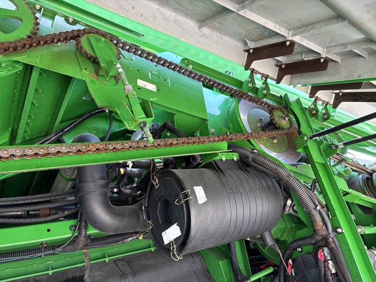 2017-john-deere-s680-image-59