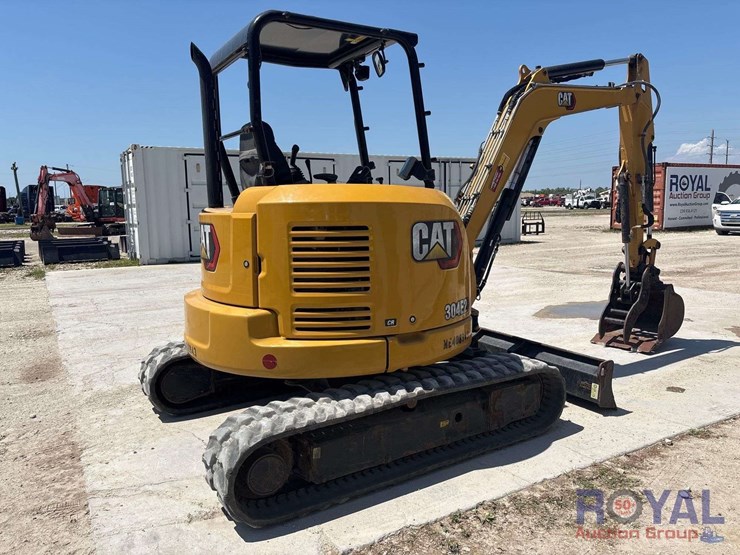 2021-caterpillar-304e2-mini-excavator-image-3