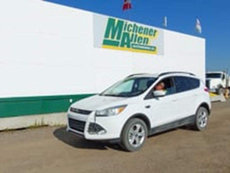 2016-ford-escape-se-image-24