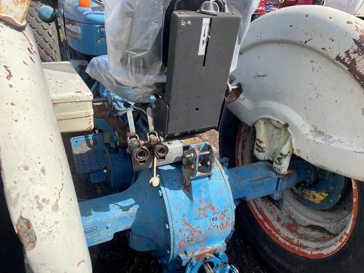 ford-3000-image-9