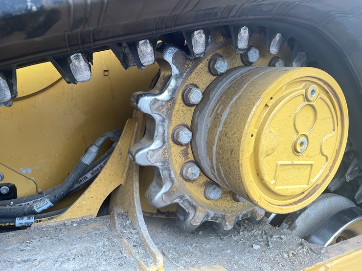 2019-caterpillar-259d3-image-28