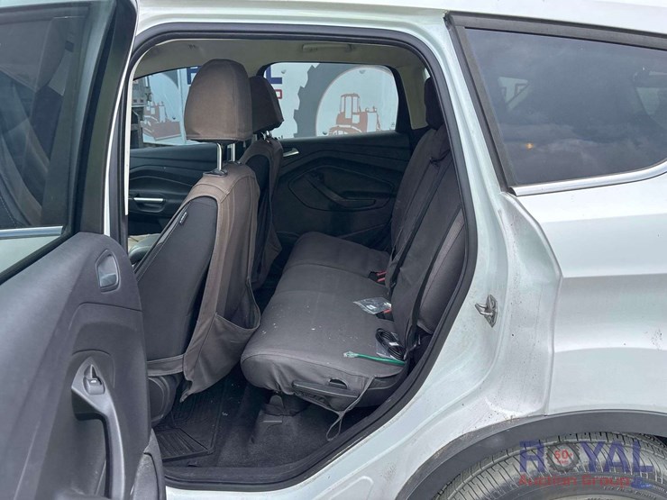 2013-ford-escape-image-18