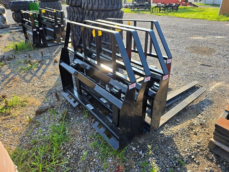 new-kivel-2000-lb.-skidloader-forks-image-4