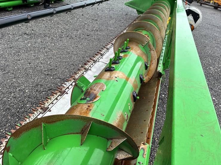 2013-john-deere-635f-image-12