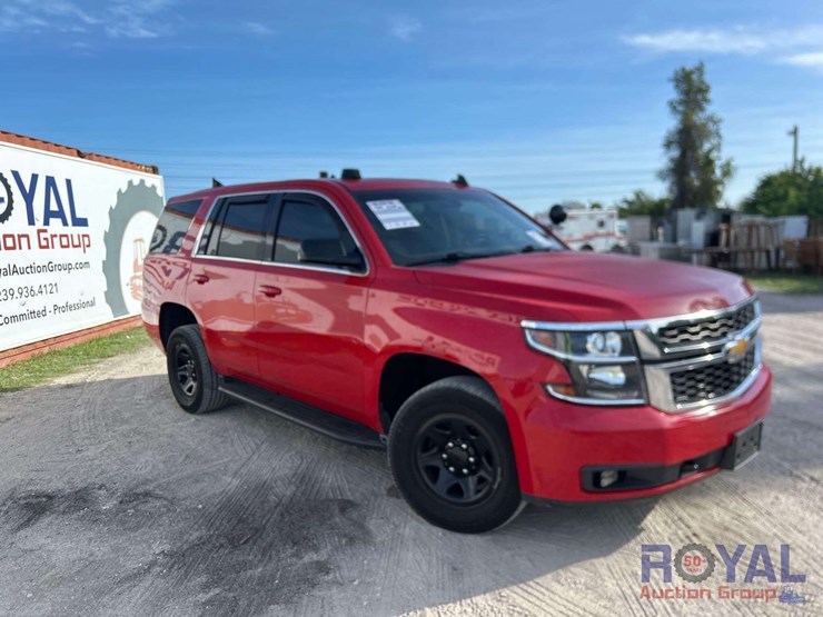 2016-chevrolet-tahoe-image-2
