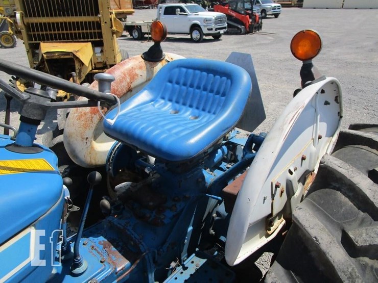 ford-3910-image-5