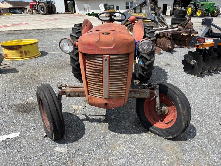 massey-ferguson-25-image-3