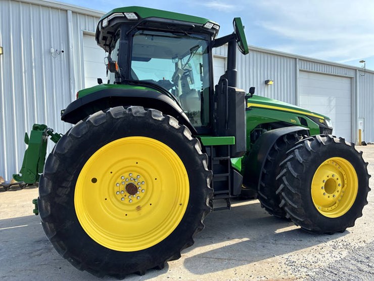 2022-john-deere-8r-310-image-5