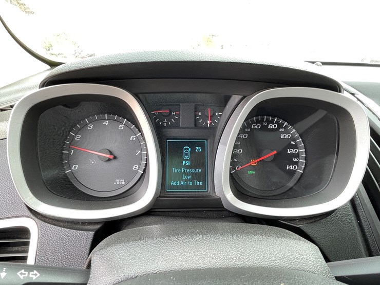 2013-chevrolet-equinox-lt-image-64