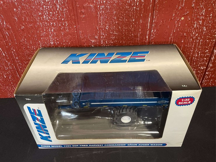 kinze-1050-image-2