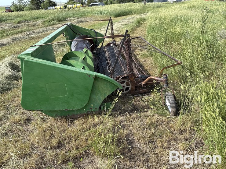 john-deere-12-image-4