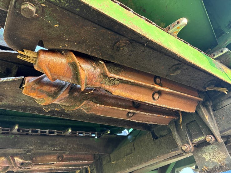 john-deere-643-image-38