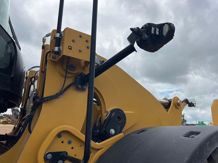 caterpillar-926m-image-28