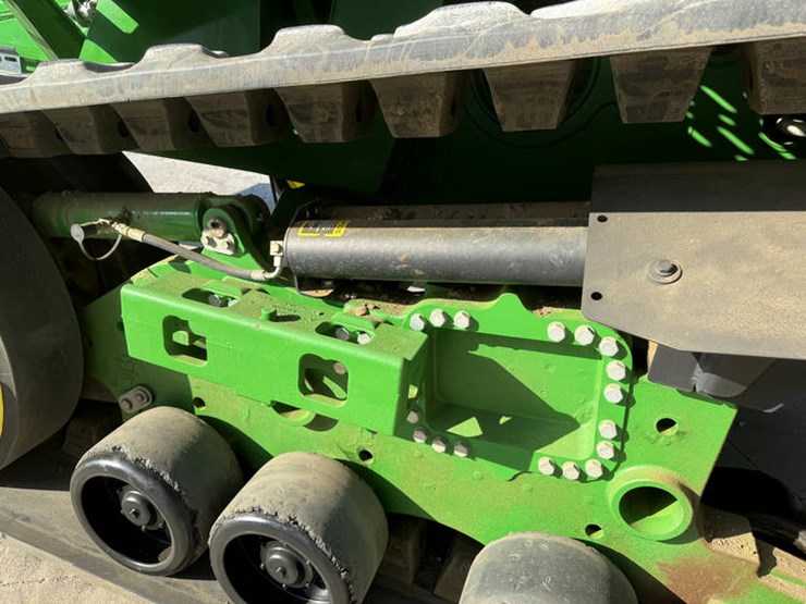 2020-john-deere-9470rt-image-37