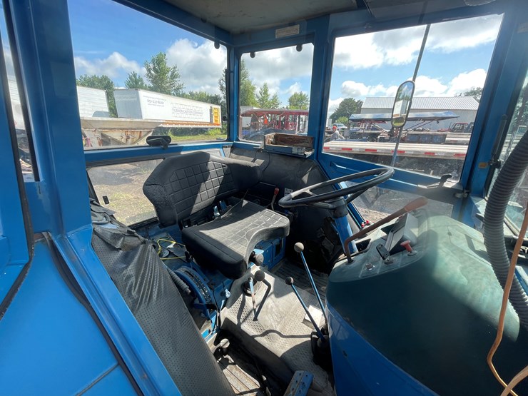 ford-4610-image-16