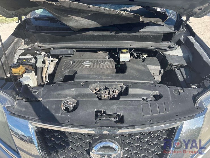 2016-nissan-pathfinder-image-11