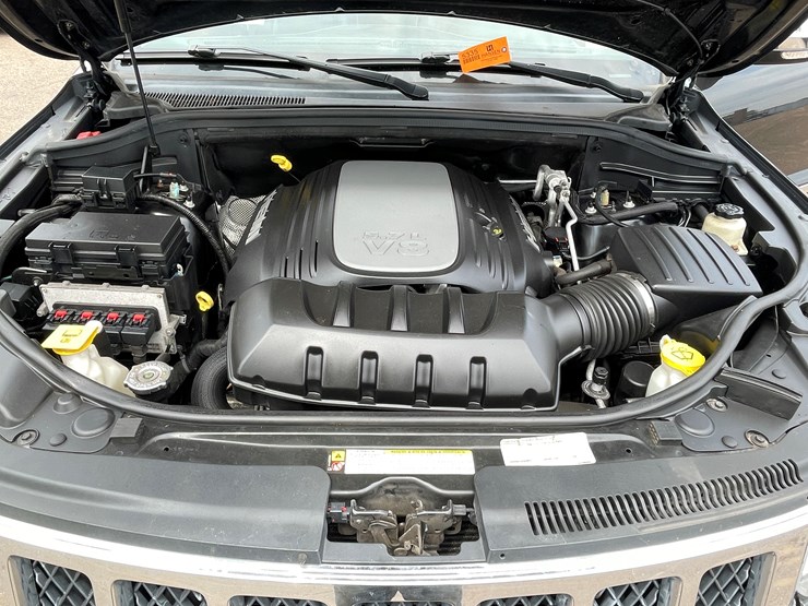 2013-jeep-grand-cherokee-image-43
