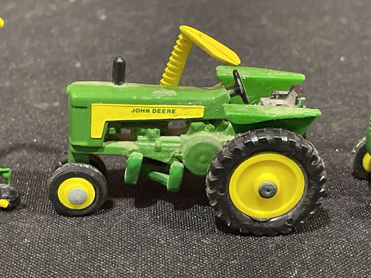 john-deere-64-image-4