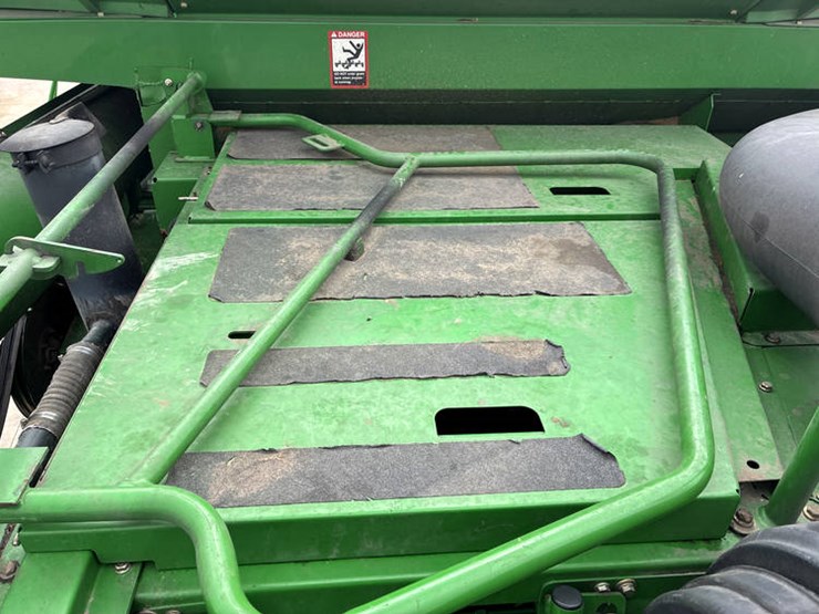 2002-john-deere-9750-image-94