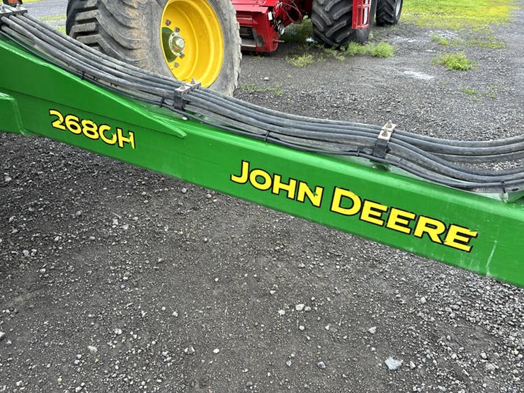 2020-john-deere-2680h-image-53
