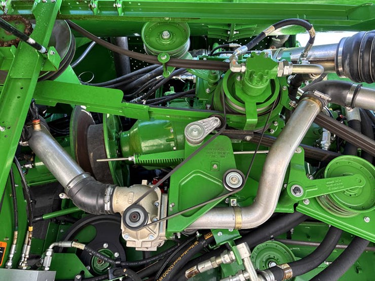 2016-john-deere-s680-image-63