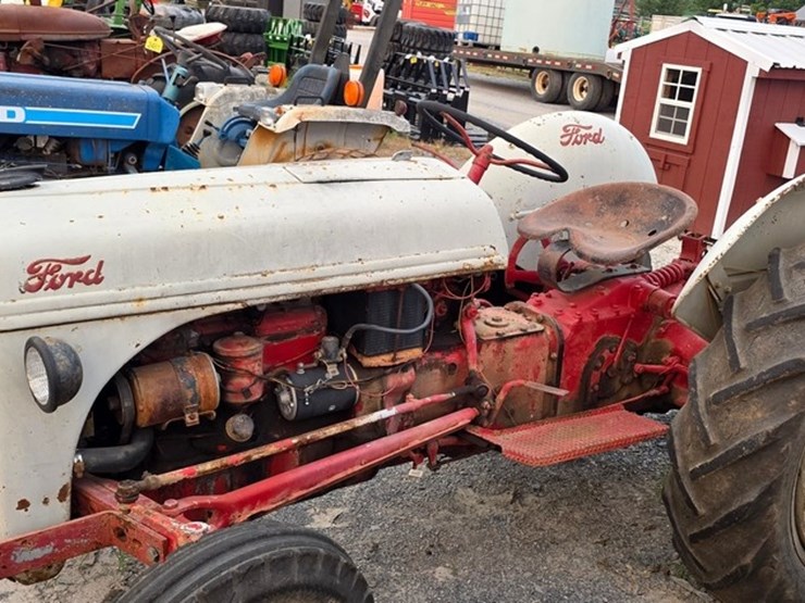 ford-8n-image-17