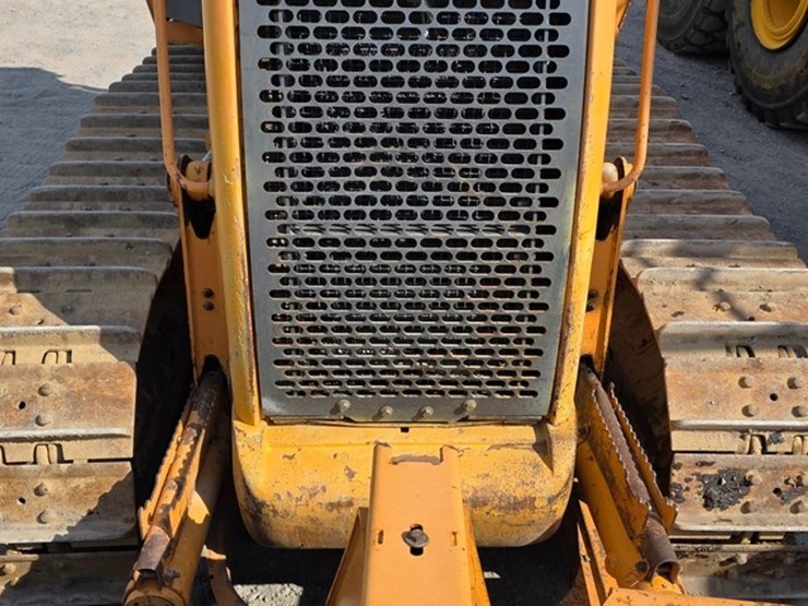 2012-case-850l-xlt-image-50