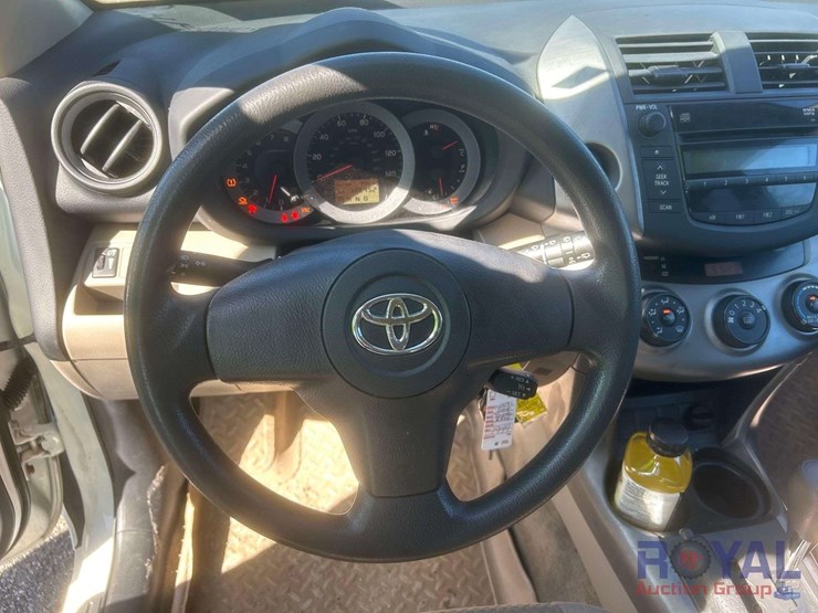 2008-toyota-rav4-image-11