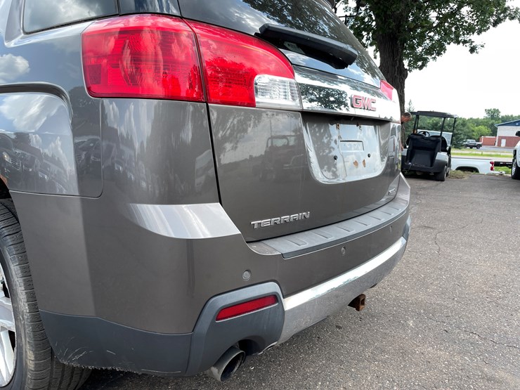 2010-gmc-terrain-slt-image-28