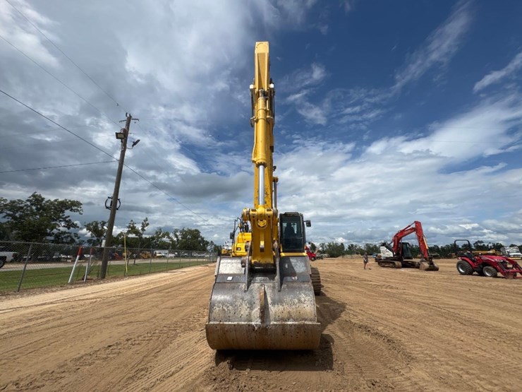 2023-komatsu-pc360-lc-11-image-3