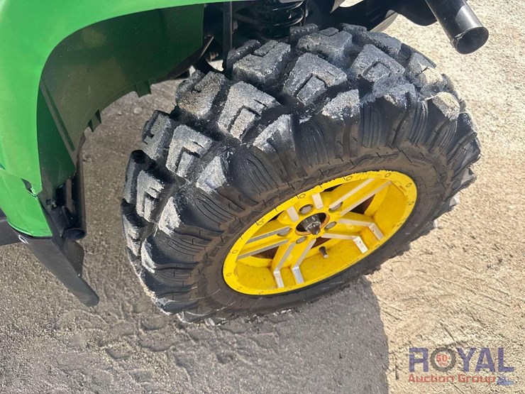 2017-john-deere-gator-image-20