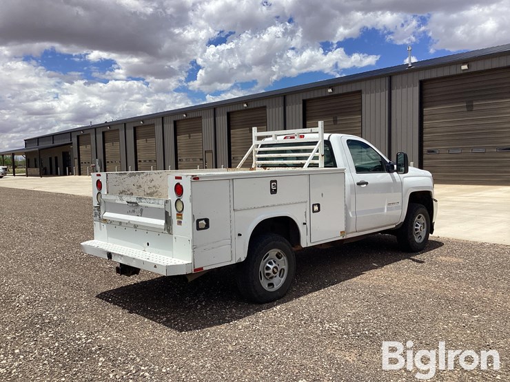 2015-chevrolet-silverado-2500-image-5