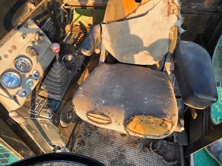 john-deere-4420-image-49