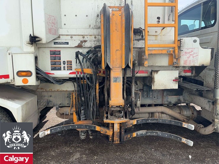 2016-international-workstar-7400-image-15