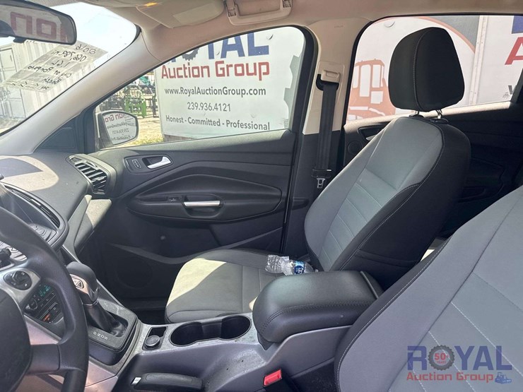 2016-ford-escape-image-18