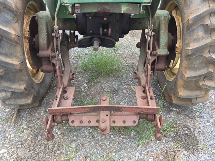 john-deere-m-image-10