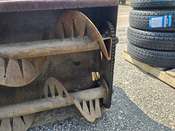 mckee-504-3pt.-snowblower-image-7