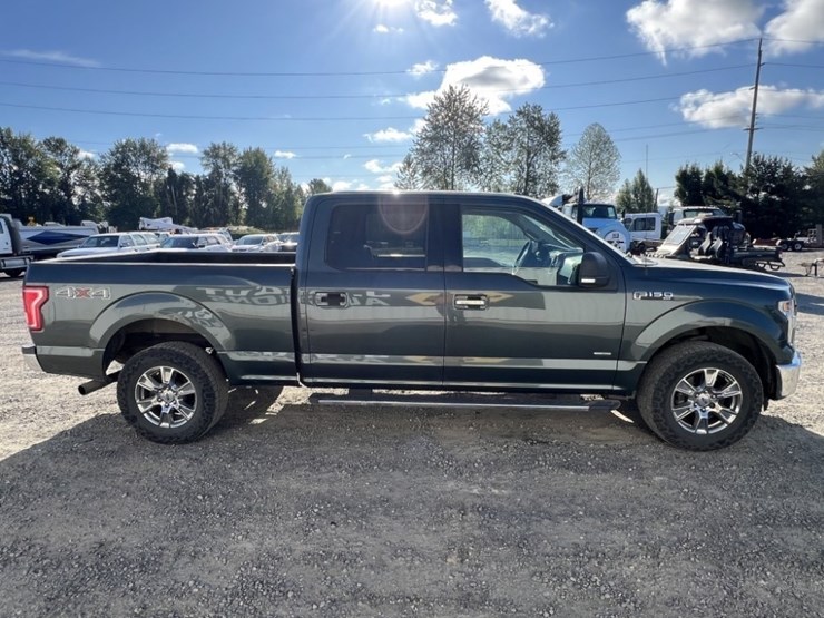 2015-ford-f150-xlt-image-3